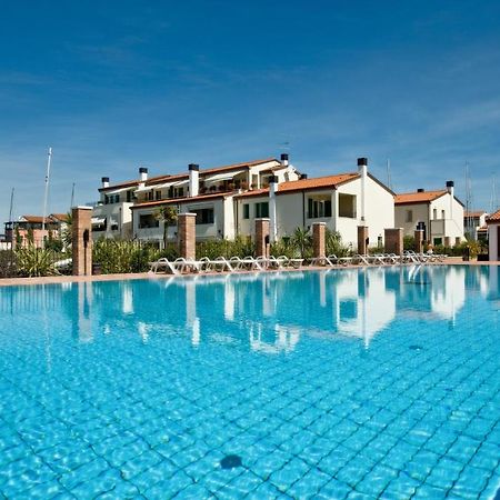 Residence Maestrale Caorle Bagian luar foto